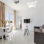 With Ac And Balcony By Pikhost Apartment *