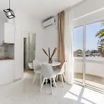 With Ac And Balcony By Pikhost Apartment *