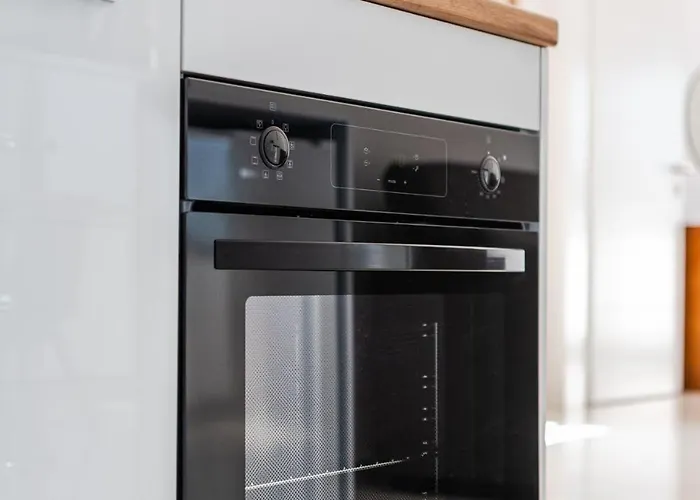 With Ac And Balcony By Pikhost * Голем